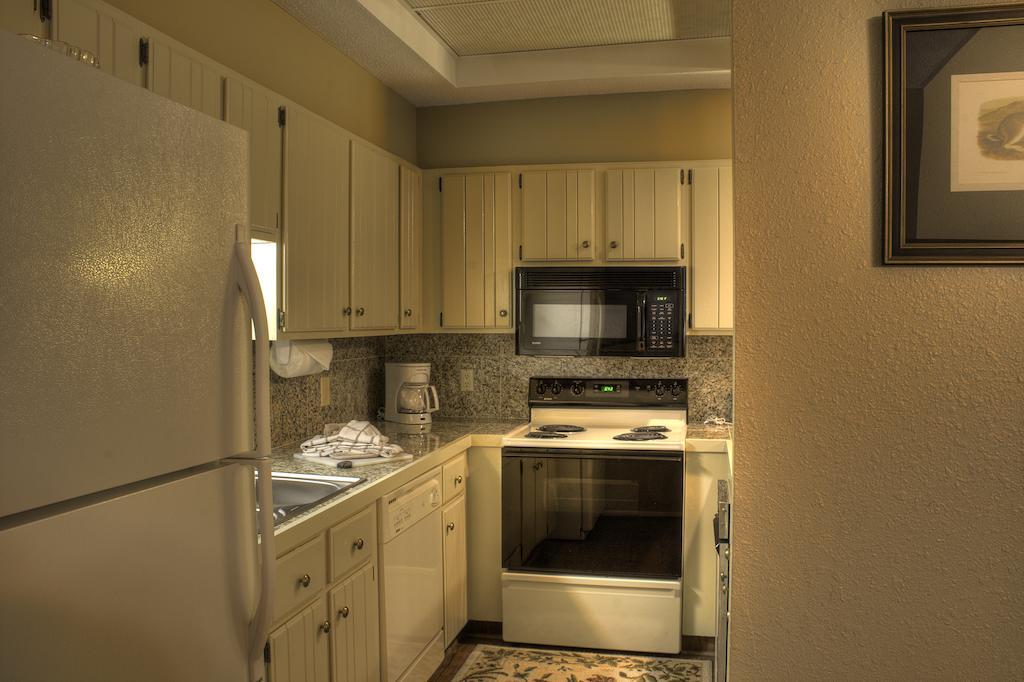 Foxhunt At Sapphire Valley Room photo