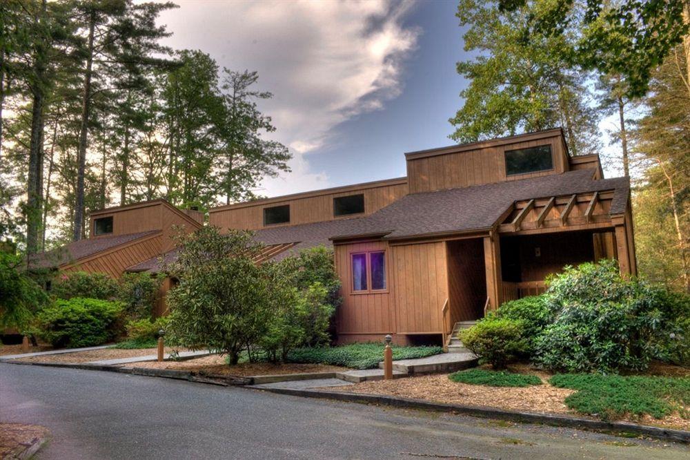 Foxhunt At Sapphire Valley Exterior photo